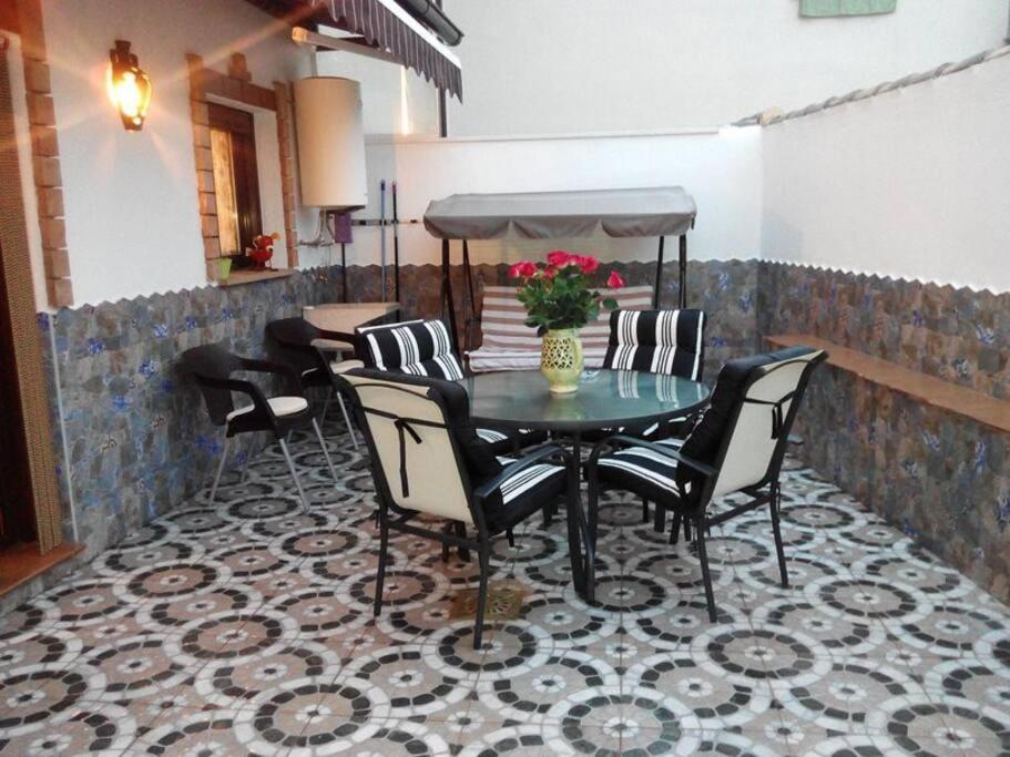 Appartement Mirador Del Guadalquivir à Baeza Extérieur photo